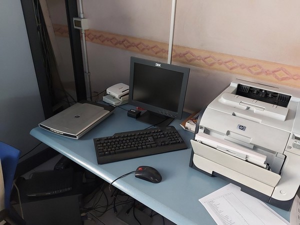 1#5421 Arredi ed attrezzature da ufficio in vendita - foto 39
