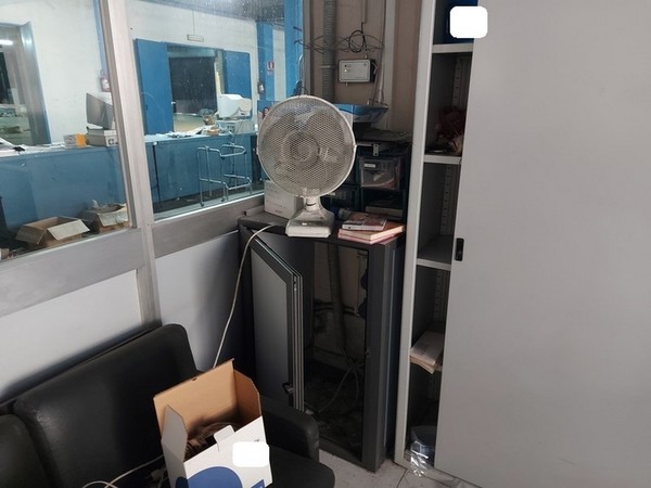 1#5421 Arredi ed attrezzature da ufficio in vendita - foto 48