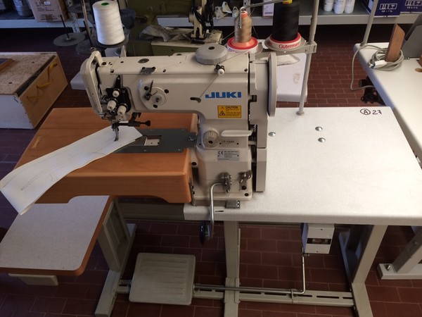 27#5422 Macchina da cucire Juki LS - 1342 in vendita - foto 1