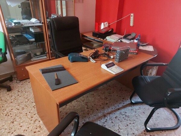 1#5424 Arredi ed attrezzature da ufficio in vendita - foto 3