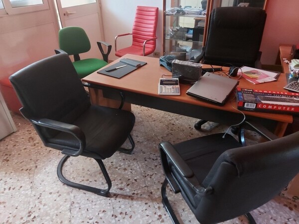 1#5424 Arredi ed attrezzature da ufficio in vendita - foto 41
