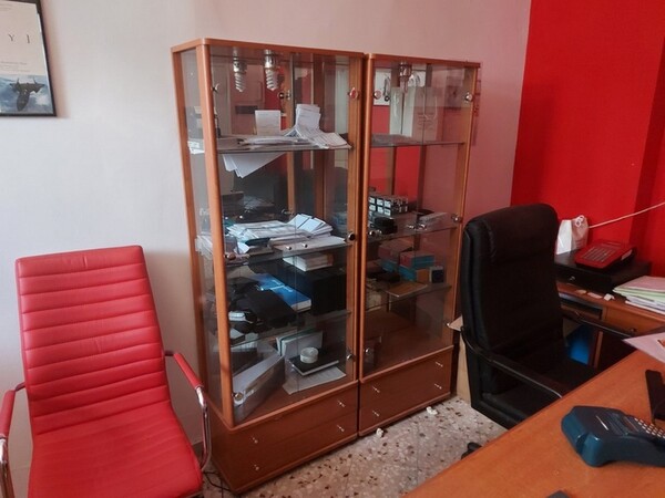 1#5424 Arredi ed attrezzature da ufficio in vendita - foto 43
