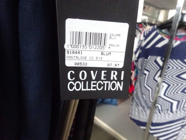 5#5425 Abbigliamento e arredi da negozio in vendita - foto 70