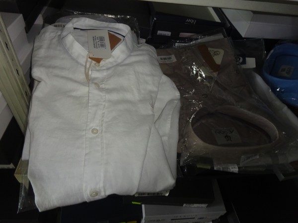 5#5425 Abbigliamento e arredi da negozio in vendita - foto 111