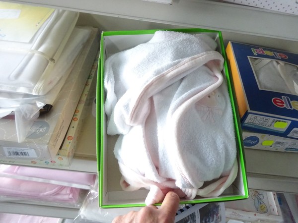 5#5425 Abbigliamento e arredi da negozio in vendita - foto 148