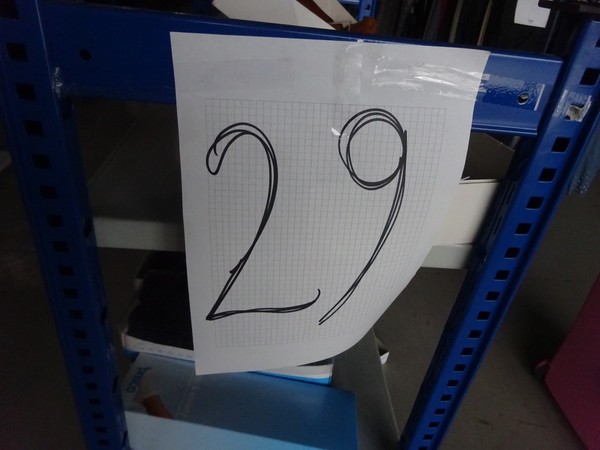 5#5425 Abbigliamento e arredi da negozio in vendita - foto 215