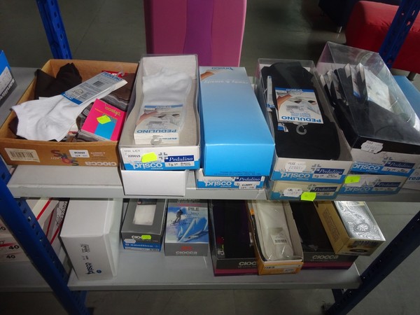 5#5425 Abbigliamento e arredi da negozio in vendita - foto 219