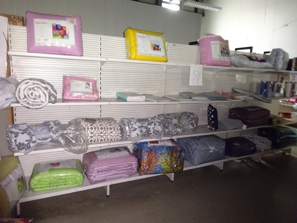 5#5425 Abbigliamento e arredi da negozio in vendita - foto 245