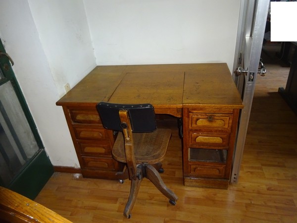 3#5426 Arredi ufficio e mobili di antiquariato in vendita - foto 9