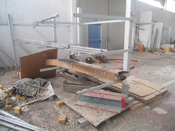 1#5427 Cantilever a muro e bandiera in vendita - foto 21