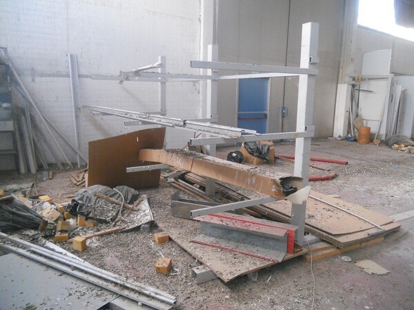 1#5427 Cantilever a muro e bandiera in vendita - foto 22