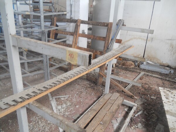 1#5427 Cantilever a muro e bandiera in vendita - foto 34