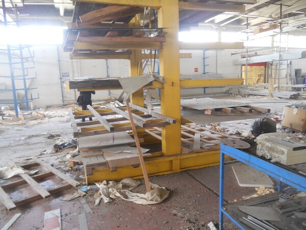 1#5427 Cantilever a muro e bandiera in vendita - foto 39