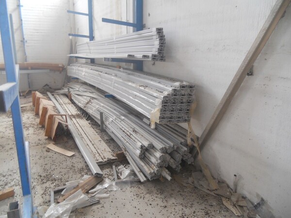 1#5427 Cantilever a muro e bandiera in vendita - foto 83