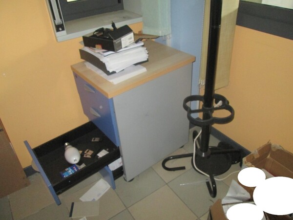 15#5427 Arredamento per ufficio in vendita - foto 34