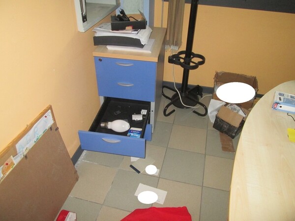 15#5427 Arredamento per ufficio in vendita - foto 37