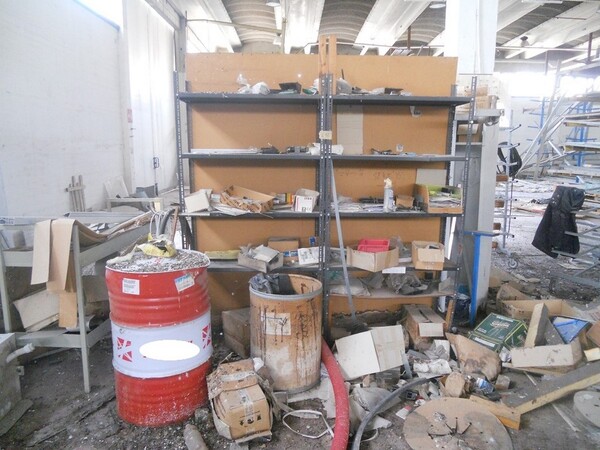 8#5427 Arredamento per officina in vendita - foto 39