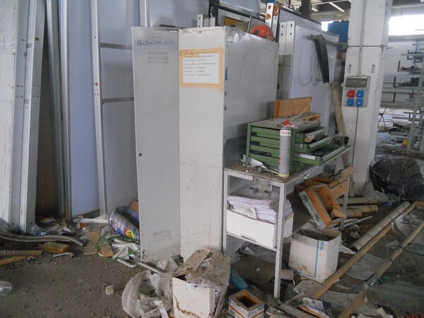 8#5427 Arredamento per officina in vendita - foto 48