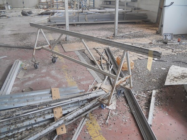 8#5427 Arredamento per officina in vendita - foto 80