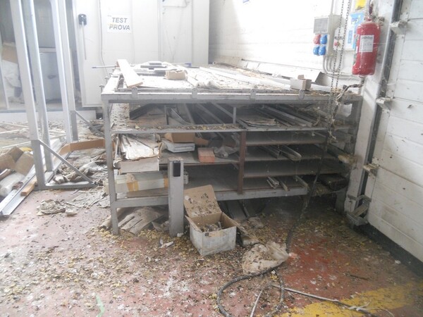 8#5427 Arredamento per officina in vendita - foto 86