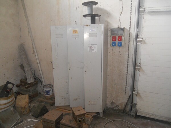 8#5427 Arredamento per officina in vendita - foto 102