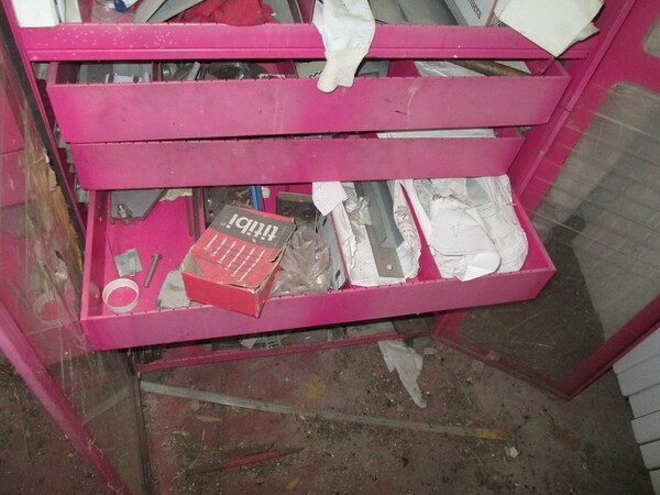 8#5427 Arredamento per officina in vendita - foto 109