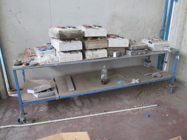 8#5427 Arredamento per officina in vendita - foto 113