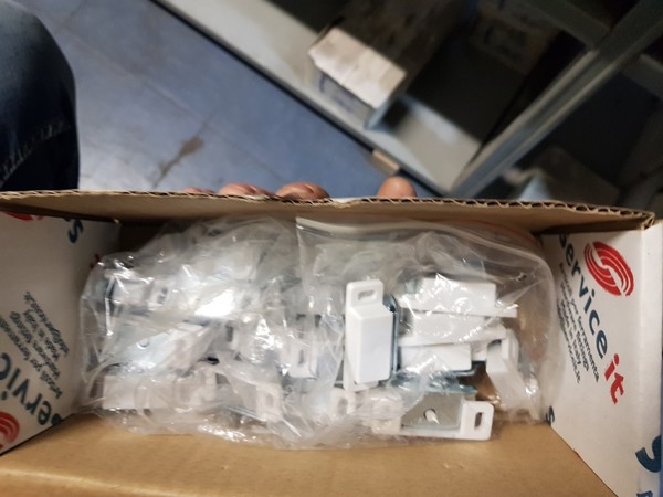 18#5432 Minuteria per serramenti in vendita - foto 97