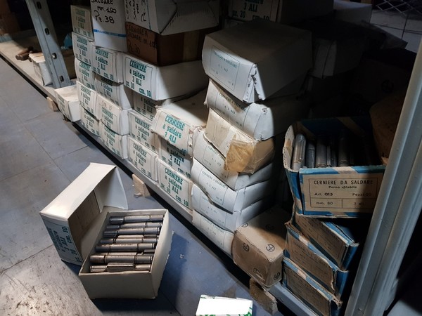 18#5432 Minuteria per serramenti in vendita - foto 110