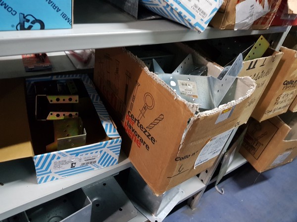 18#5432 Minuteria per serramenti in vendita - foto 296