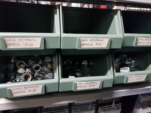 18#5432 Minuteria per serramenti in vendita - foto 372