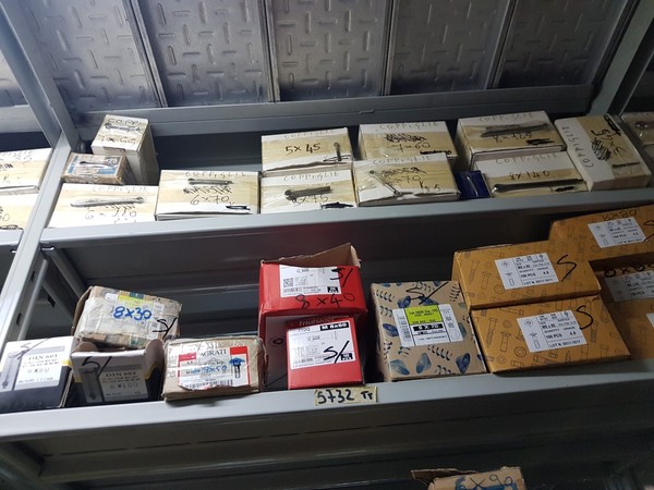 18#5432 Minuteria per serramenti in vendita - foto 382