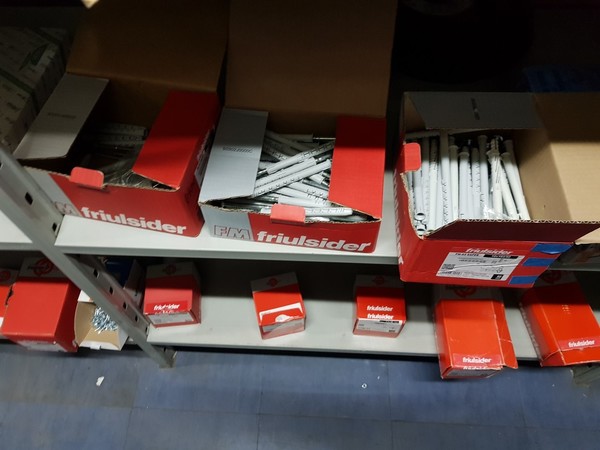 18#5432 Minuteria per serramenti in vendita - foto 401
