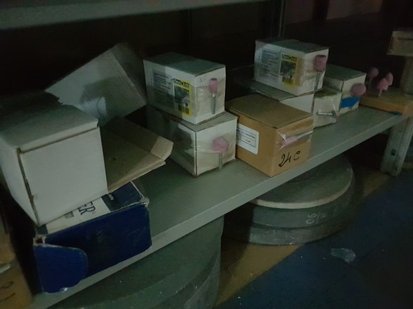 18#5432 Minuteria per serramenti in vendita - foto 420