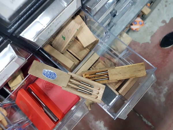 18#5432 Minuteria per serramenti in vendita - foto 451