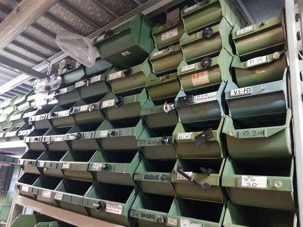 18#5432 Minuteria per serramenti in vendita - foto 455