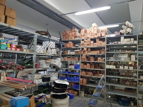18#5432 Minuteria per serramenti in vendita - foto 643