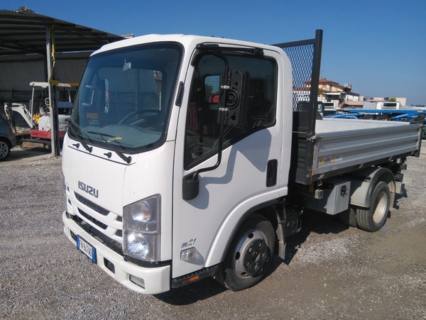 Autocarri in vendita