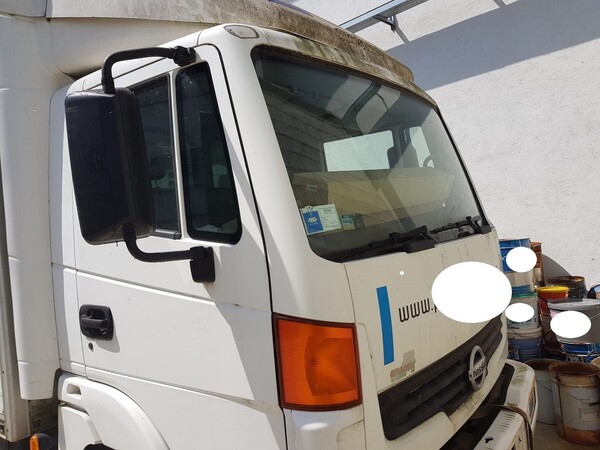 18#5441 Autocarro Nissan Atleon in vendita - foto 4