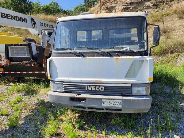 7#5445 Autocarro Iveco in vendita - foto 1