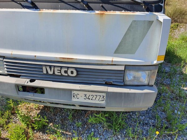 7#5445 Autocarro Iveco in vendita - foto 2