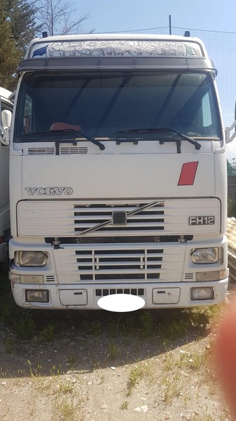 Autocarri in vendita