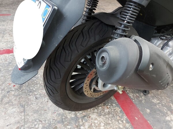 2#5447 Motociclo Piaggio Beverly in vendita - foto 10