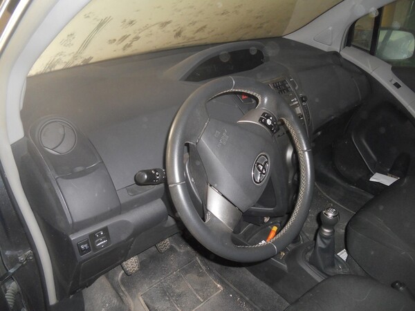 1#5448 Autovettura Toyota Yaris in vendita - foto 6
