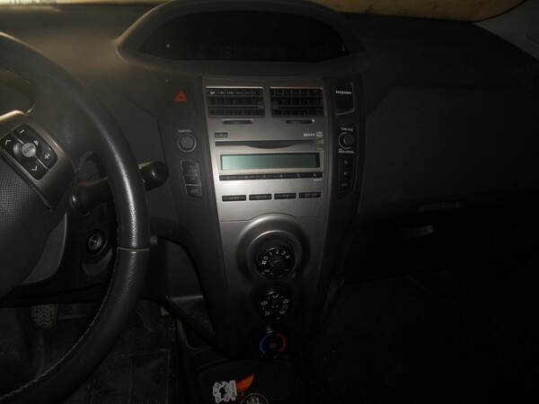 1#5448 Autovettura Toyota Yaris in vendita - foto 14