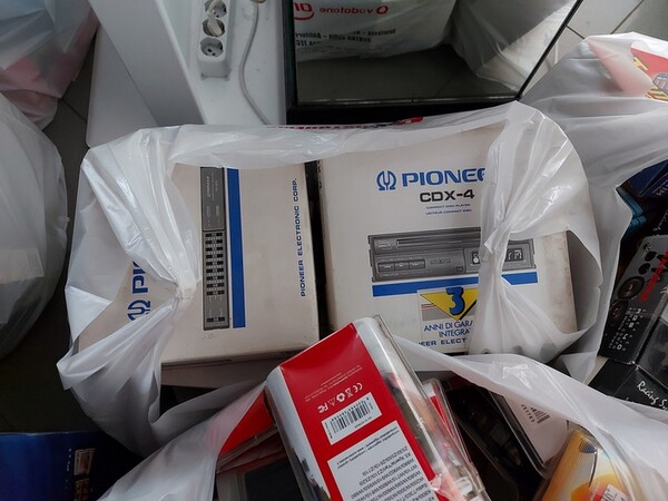 1#5452 Ricambi elettronici e per telefonia in vendita - foto 10