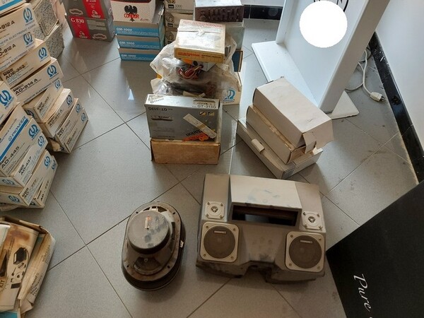 1#5452 Ricambi elettronici e per telefonia in vendita - foto 25