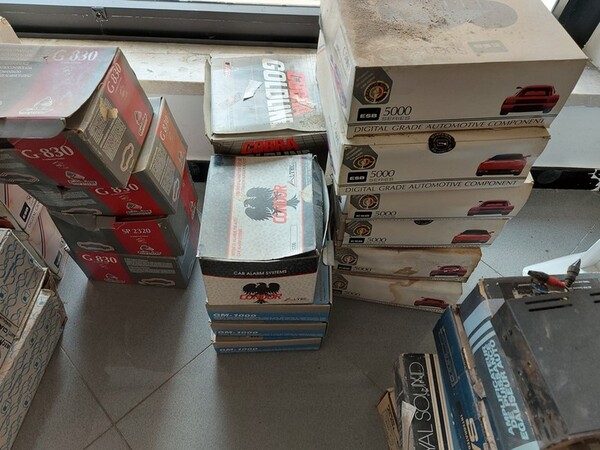 1#5452 Ricambi elettronici e per telefonia in vendita - foto 29