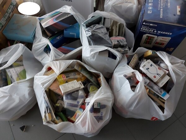 1#5452 Ricambi elettronici e per telefonia in vendita - foto 43