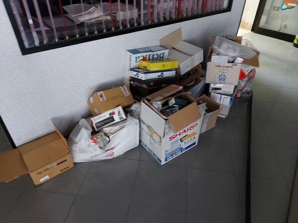 1#5452 Ricambi elettronici e per telefonia in vendita - foto 53
